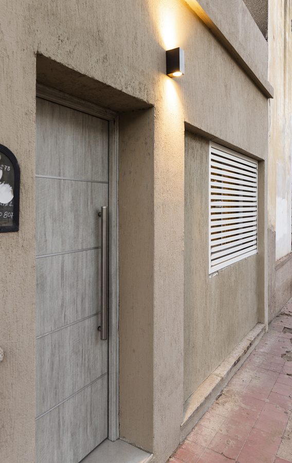 Studio 25 de Mayo - Entrada